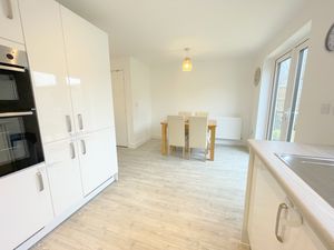 Windsor Road- click for photo gallery